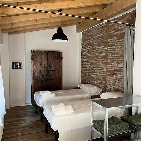 Borgovivo Il Tuo Loft In Centro Citta Daire Bergamo