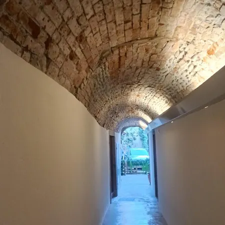 Borgovivo Il Tuo Loft In Centro Citta Apartment
